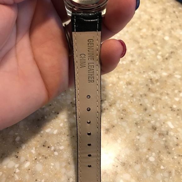 Vintage Disney Limited Edition Mickey Mouse Watch! - Picture 4 of 5